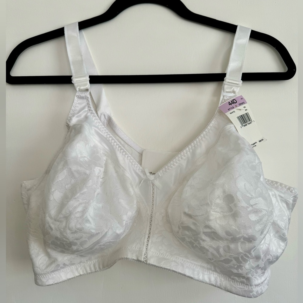 42 D White Bali bra (no wire)